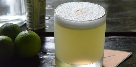 Mixing the Pisco Sour – Cold Glass